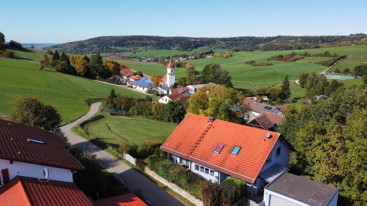 Ferienwohnungen Am Jura Weißenburg in Bayern Exterior foto